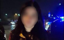 В Киеве пьяная девушка угнала машину у знакомого и поехала на Подол смотреть на елку (фото)