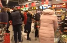 Новогодний шопинг: что украинцы покупают к праздничному столу и какова ситуация в магазинах (видео)