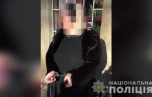 Обменяла «старые» деньги: в Одессе женщина украла у пенсионеров 85 тысяч гривен (фото, видео)