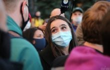 Мендель выложила отрывок мемуаров: написала о языковом вопросе