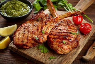 Заліза більше, ніж у стейку: названо 8 продуктів, в тому числі і для вегетаріанців