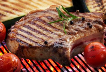 Що буде з вашим організмом, якщо ви будете їсти стейк кожен день