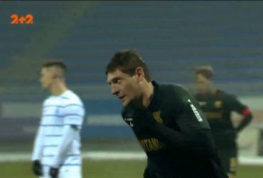 Динамо - Колос - 0:1. Гол Селезньова з пенальті, призначеного після перегляду VAR на початку другого тайму