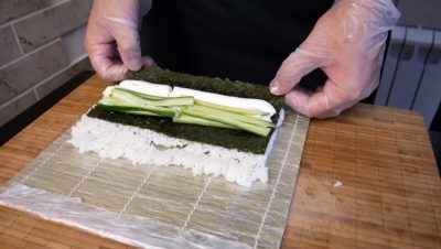 Как приготовить суши Филадельфия ᐈ Как делать роллы Филадельфия в домашних условиях
