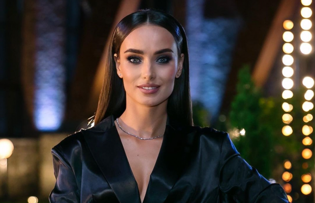 "Холостячка" Ксенія Мішина знялася в сексі-боді для модного глянцю