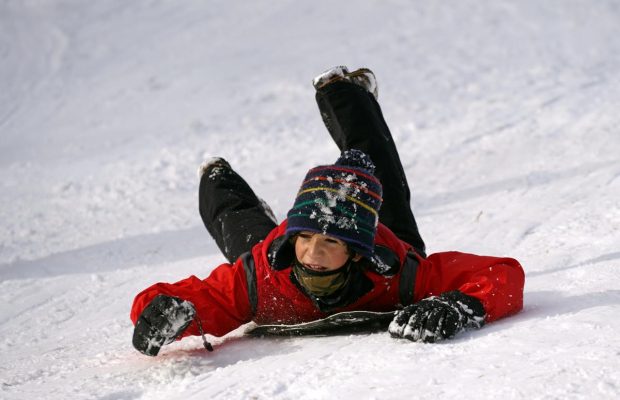 На лижах Мангеттеном: у США - метрові кучугури, комунальники не встигають прибирати сніг (фоторепортаж, відео)