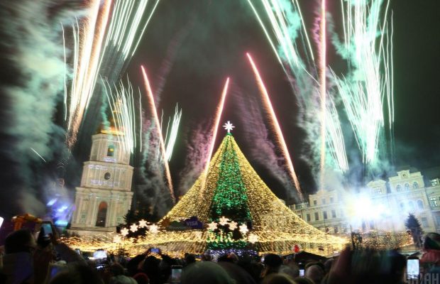 Де в Києві цього року шукати новорічну казку