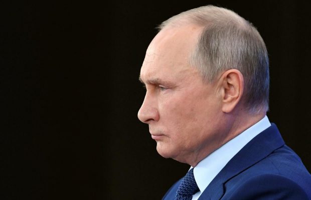 Астролог передрекла революцію та розвал Росії: названо терміни