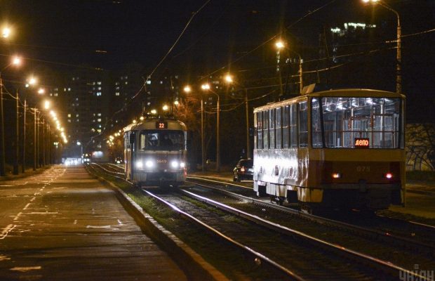 Стало відомо, як у новорічну ніч працюватиме наземний громадський транспорт у Києві