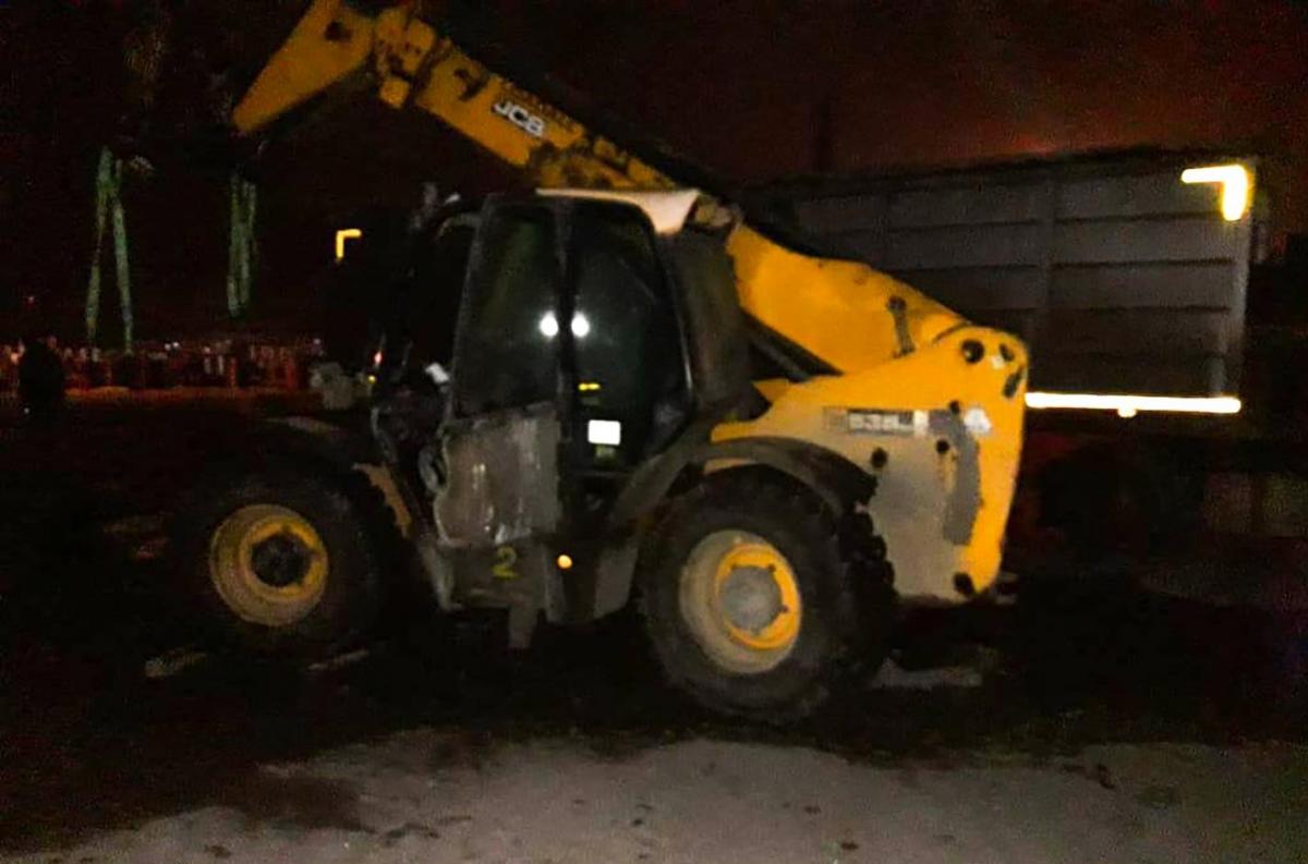 У Миколаєві внаслідок наїзду навантажувача загинула працівниця річкового порту / фото mk.npu.gov.ua У Миколаєві внаслідок наїзду навантажувача загинула працівниця річкового порту / фото mk.npu.gov.ua