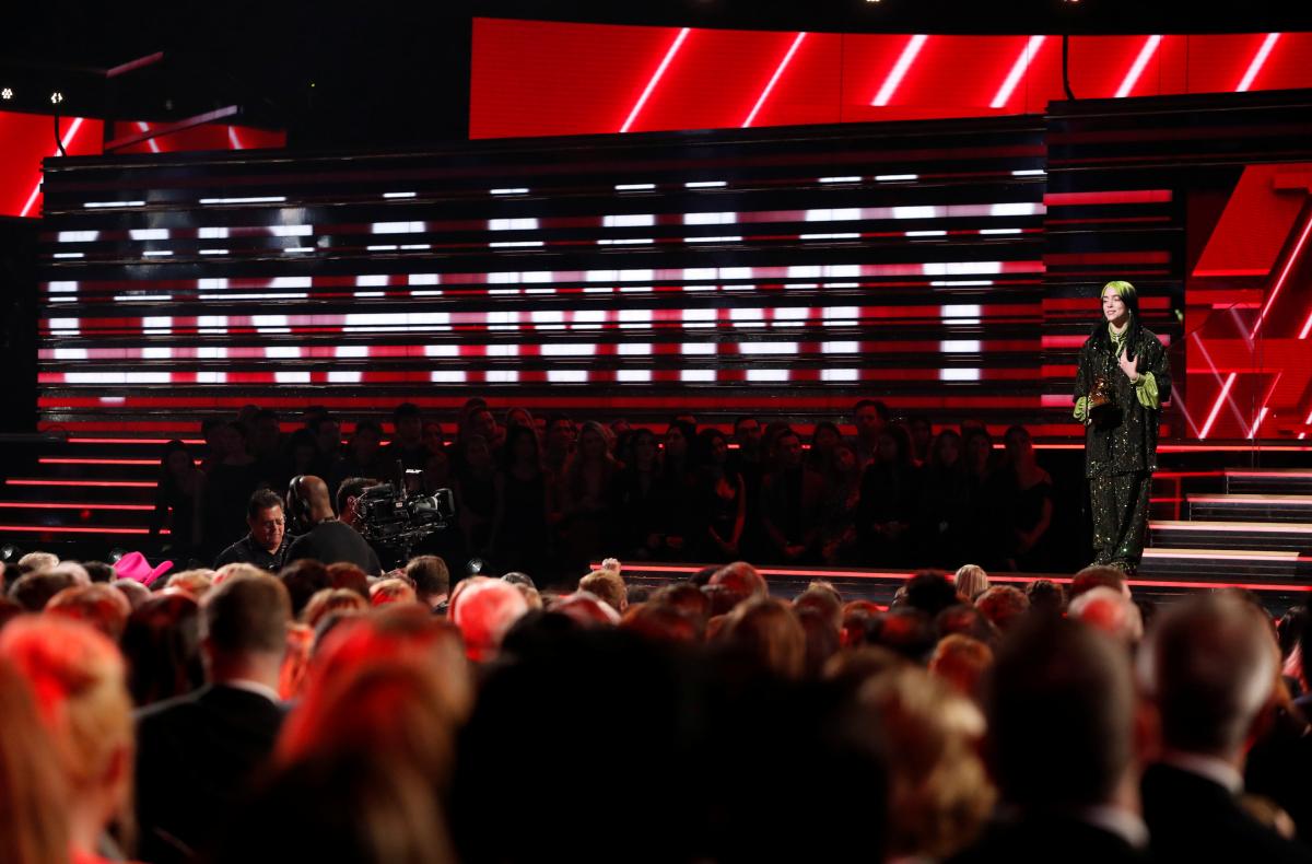 Церемония вручения музыкальной премии Grammy перенесена \ фото REUTERS Церемония вручения музыкальной премии Grammy перенесена \ фото REUTERS