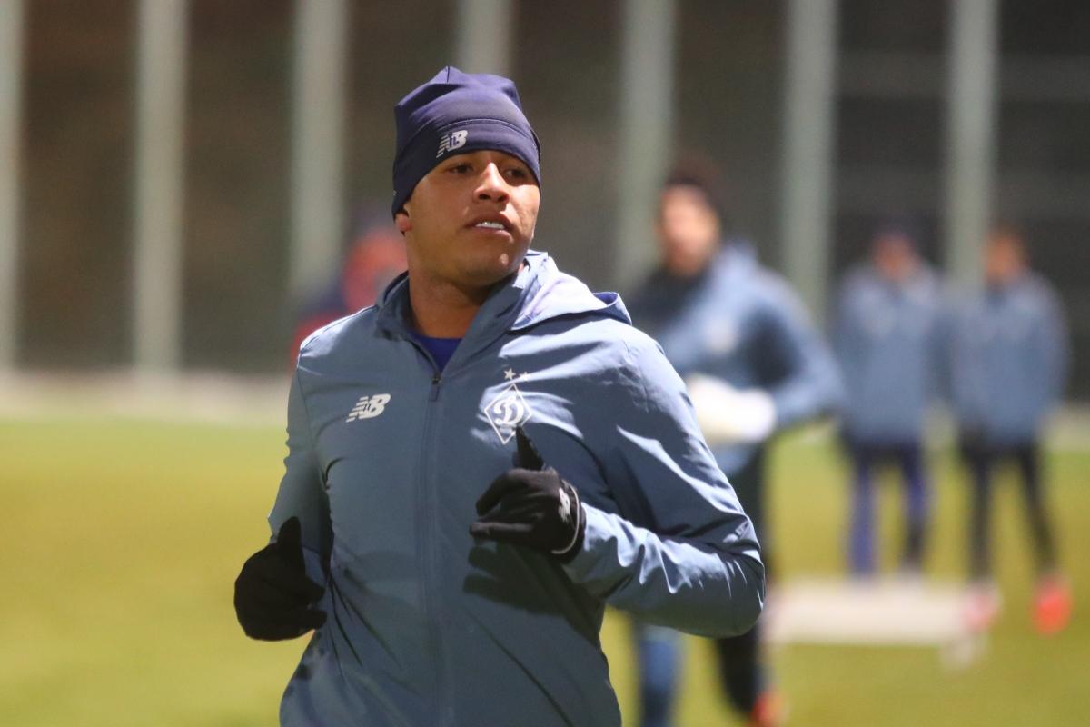 Бразилець Сідклей повернувся заради Луческу / фото fcdynamo.kiev.ua Бразилець Сідклей повернувся заради Луческу / фото fcdynamo.kiev.ua