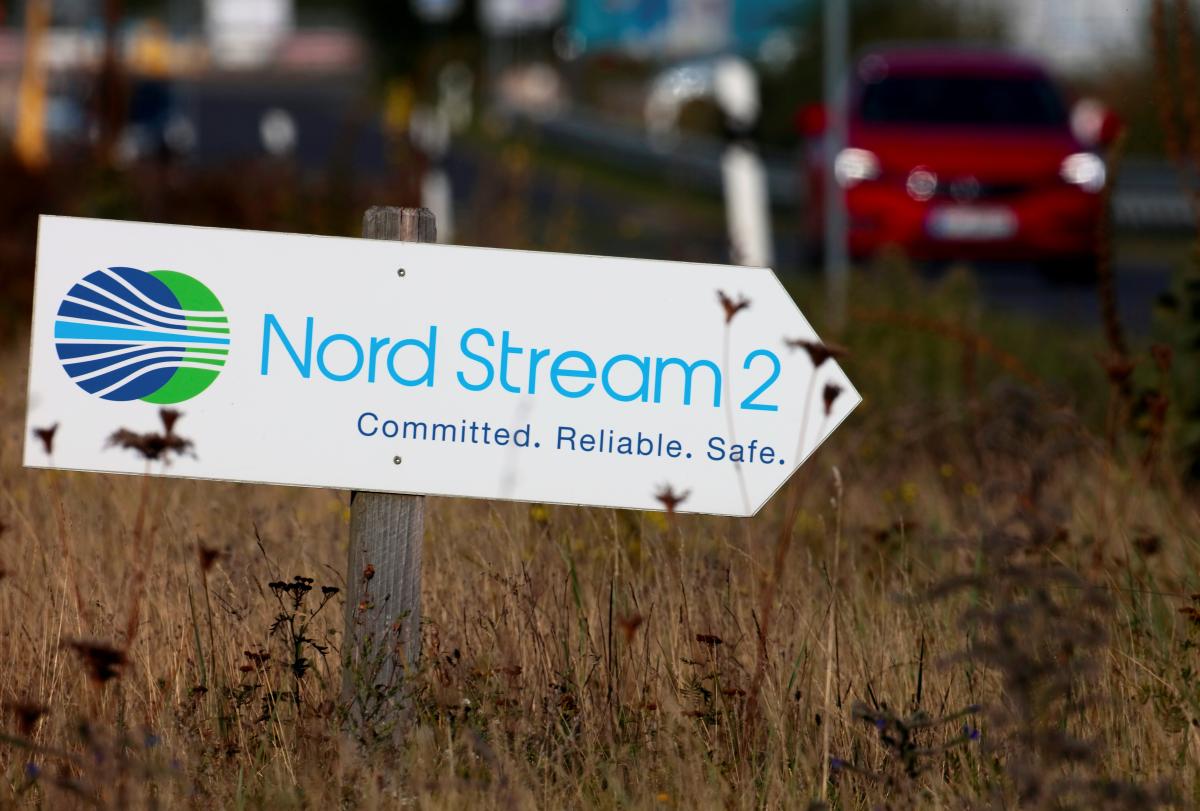 Немецкий регулятор ждет разъяснений, почему строительство "Северного потока-2" нужно остановить / фото REUTERS