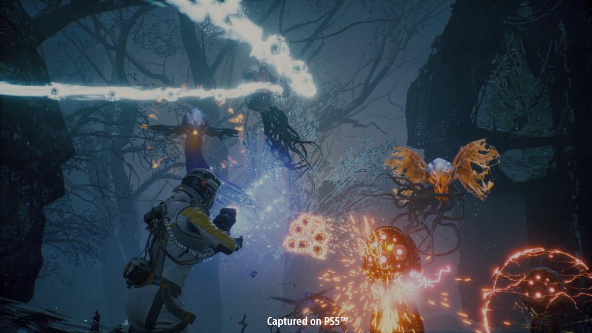 Returnal будет эксклюзивом PlayStation 5 / фото blog.playstation.com Returnal будет эксклюзивом PlayStation 5 / фото blog.playstation.com