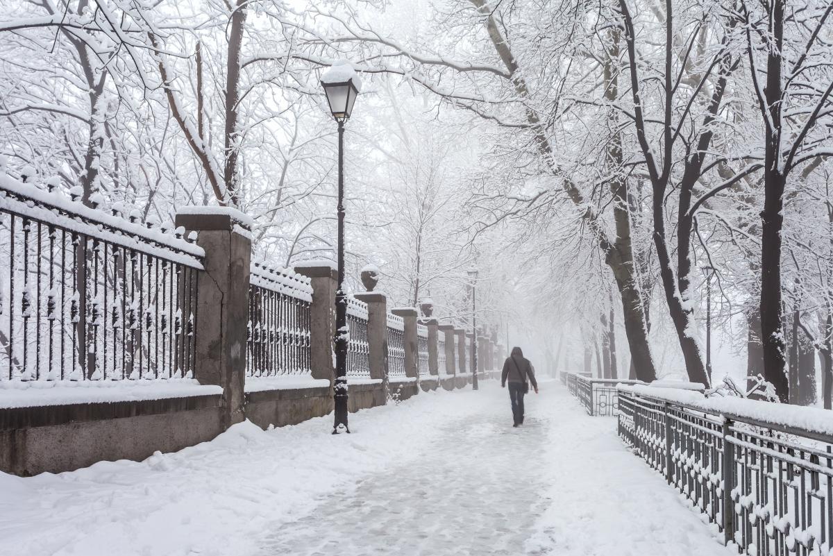 Украину засыпает снегом / Фото ua.depositphotos.com