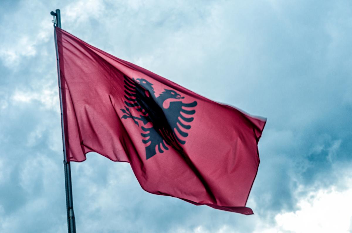 В Албании вспыхнули протесты из-за гибели семилетней девочки / фото ua.depositphotos.com