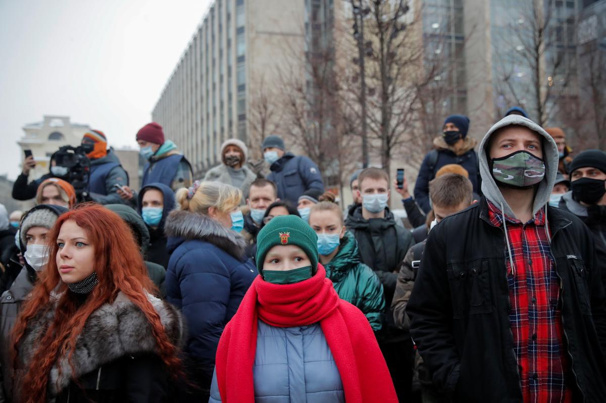 Росія вигадала, як не пускати дітей до опозиційних мітингів / REUTERS Росія вигадала, як не пускати дітей до опозиційних мітингів / REUTERS