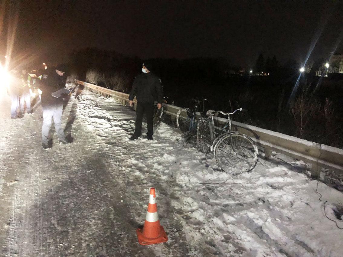 Поліція розшукує 40-річного водія / фото Нацполіції Поліція розшукує 40-річного водія / фото Нацполіції