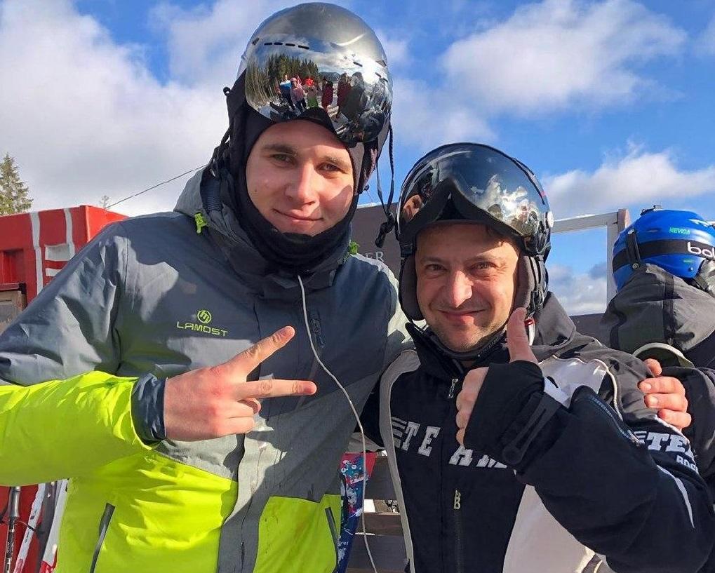Зеленский в Буковеле - Степанов ответил, было ли это нарушением карантина / instagram.com/kolia_sofron/ Зеленский в Буковеле - Степанов ответил, было ли это нарушением карантина / instagram.com/kolia_sofron/