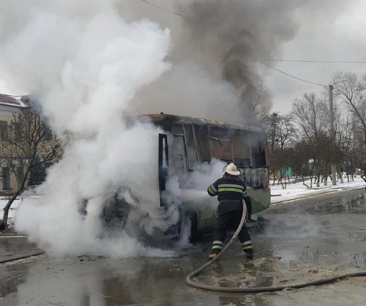 Причина возникновения пожара устанавливается \ фото dsns.gov.ua Причина возникновения пожара устанавливается \ фото dsns.gov.ua