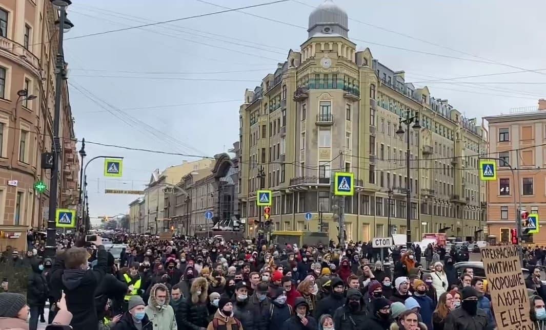 Акция протеста в Петербурге / Скриншот