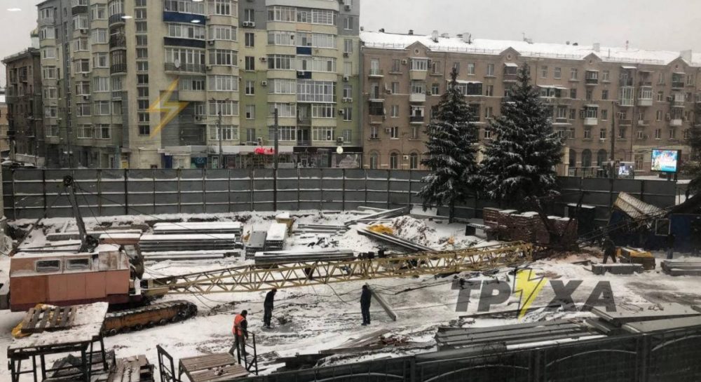 Фото с места происшествия в спб в метро