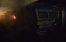 В Одесской области в новогоднюю ночь горела электричка (фото)