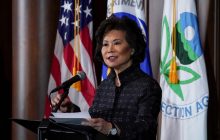 Министр транспорта США Чао подала в отставку из-за штурма Капитолия
