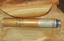 Россиянам в квартиру на Новый год залетела военная ракета, используемая для химтревоги (видео)
