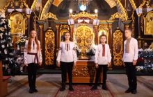 В интернете стремительно набирает популярность "Щедрик" в исполнении детей священника из Тернопольской области (видео)