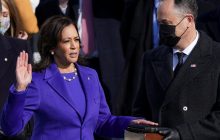 Камала Харрис приняла присягу вице-президента США (фото)