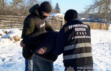Житель Чернігівської області знімав порно з дружиною і викладав відео в соцмережі, його затримала поліція (фото)