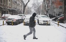 Сніг, поривчастий вітер та подальше похолодання: синоптик розповіла про погоду в Україні на завтра