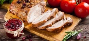 Буженина на Великдень "Зірка столу": маринуємо в чудовому медовому соусі