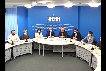 COVID-19, новый год и новые идеи предупреждения распространения вируса - предложения экспертов