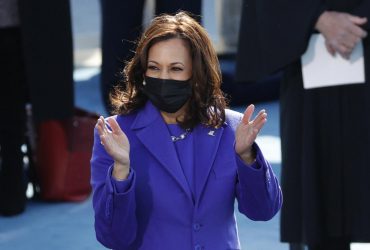 Вице-президент США прибыла в Польшу, чтобы обсудить помощь Украине