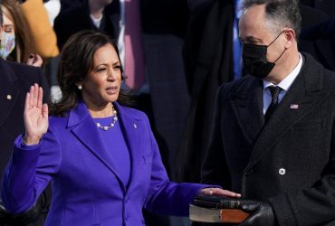 Віце-президент США відвідає демілітаризовану зону між КНДР та Південною Кореєю