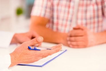 МОЗ спростило оформлення лікарняних для переселенців за кордоном