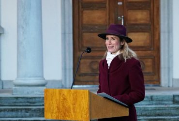 Премьер Эстонии призвала западных лидеров перестать звонить Путину