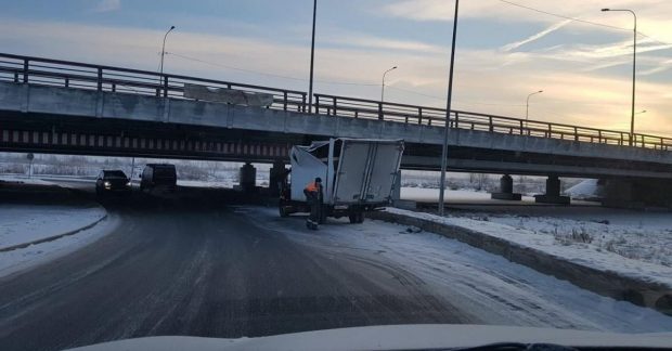 Мост глупости в питере фото