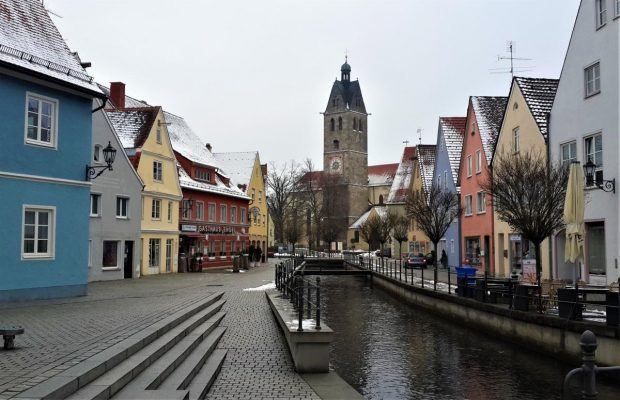 Ближайший к Альпам немецкий аэропорт: SkyUp запустит рейсы в уютный баварский городок