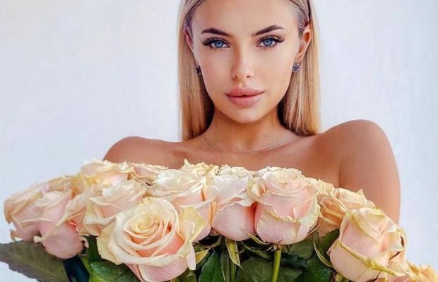 Чемпіон світу з футболу яскраво покликав заміж відому українську журналістку (фото)