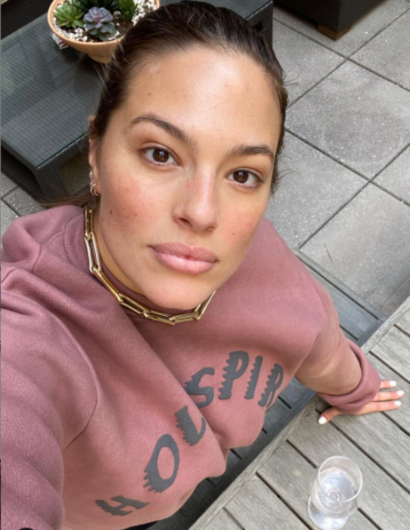 instagram.com/ashleygraham/