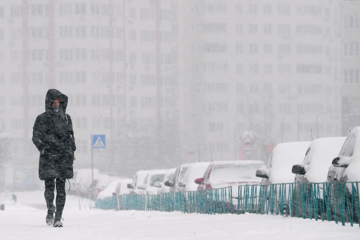 Україну засипало снігом, але погода змінюватиметься / Фото REUTERS Україну засипало снігом, але погода змінюватиметься / Фото REUTERS