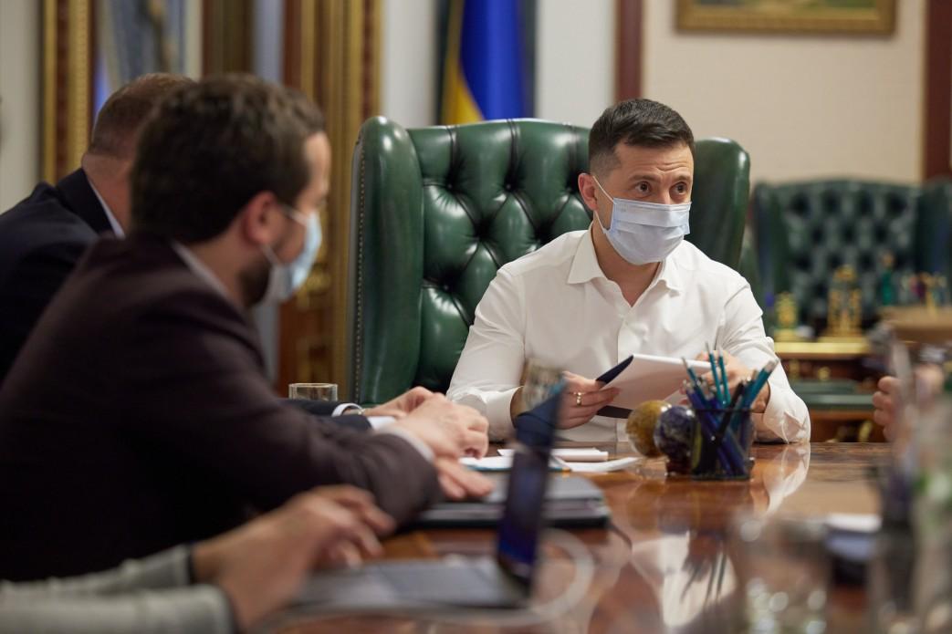 Зеленский встретился с руководителями украинских телеканалов / фото ОП