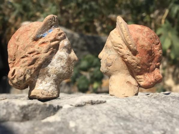 Знайдені фігурки зображують людей і богів / Myra Andriake Excavations Archive / Nevzat Çevik Знайдені фігурки зображують людей і богів / Myra Andriake Excavations Archive / Nevzat Çevik