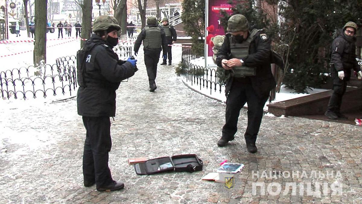 На місці події небезпечних предметів вибухотехніки не виявили / фото поліція області На місці події небезпечних предметів вибухотехніки не виявили / фото поліція області