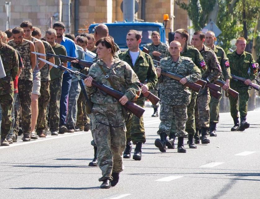  "Парад пленных" в Донецке в 2014 году / фото из соцсети
