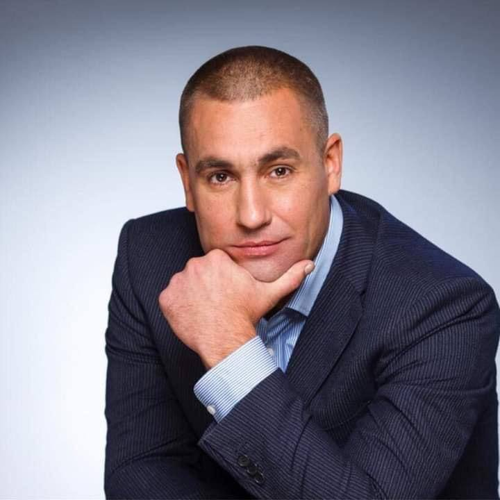 Руслан Телятник