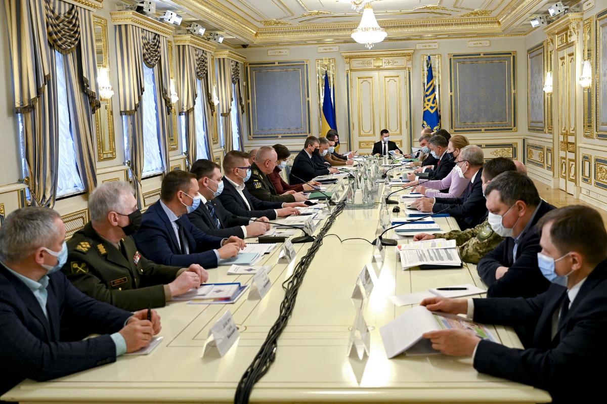 The NSDC decided to sanction ten ex-officers / Photo from president.gov.ua The NSDC decided to sanction ten ex-officers / Photo from president.gov.ua